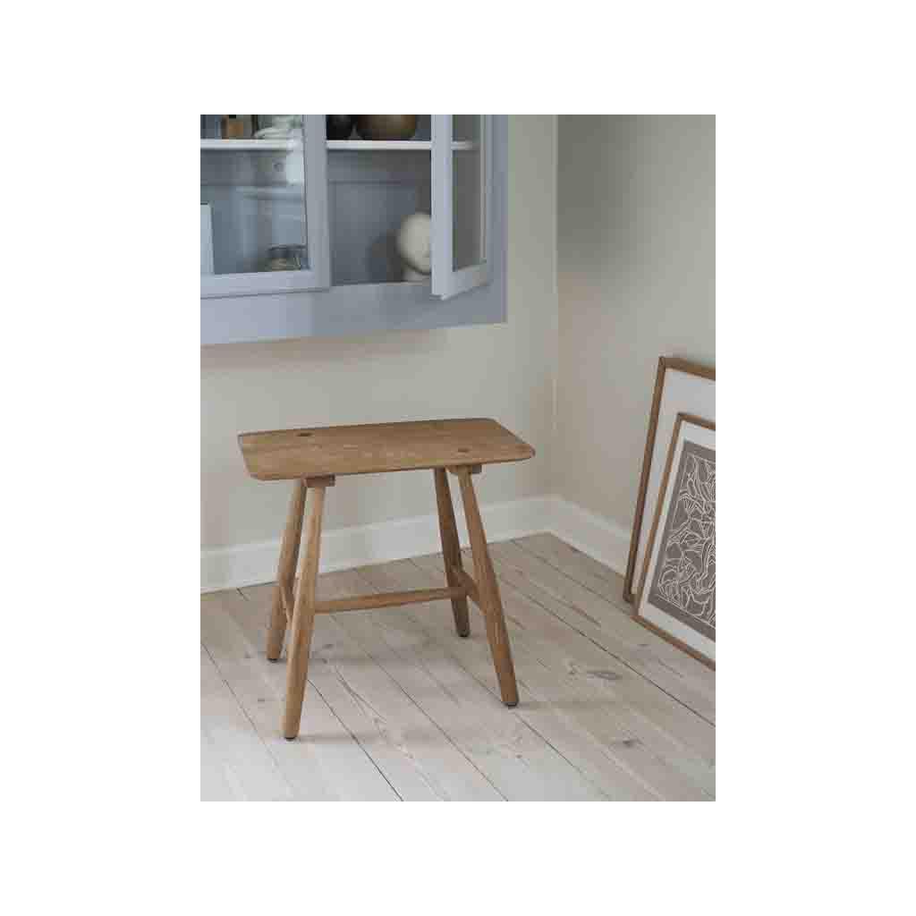 Villa Collection Bodo Krakk / Sidebord 46,5 x 28 x 45 cm Naturoljet Eik-Loungestol-Villa Collection-Hyttefeber