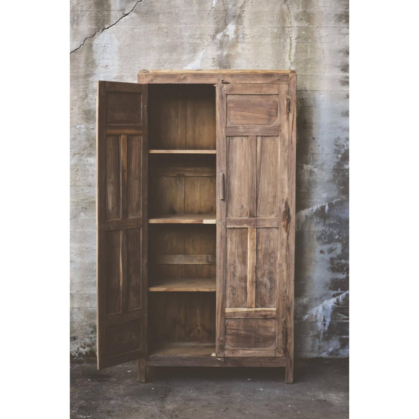 Vintage Høyskap med Tette Dører - 92x45x182cm-Møbler og Bord-Trend Design-Hyttefeber