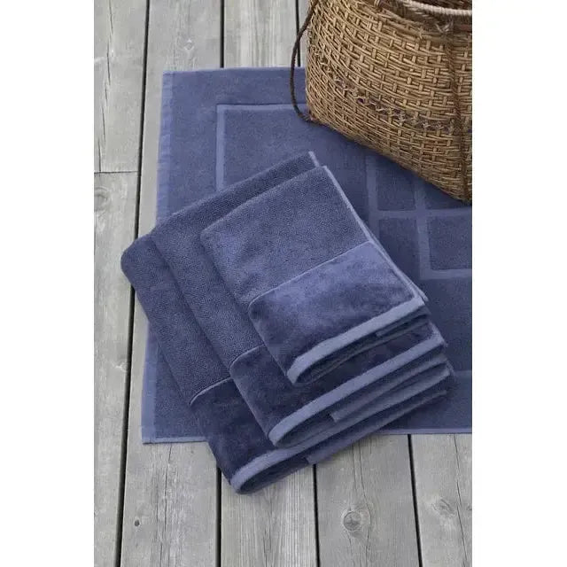 Halvor Bakke - Clifton håndkle - Blå / Midnight Blue 150x86-Kjøkkenhåndklær-NorviGroup-Hyttefeber