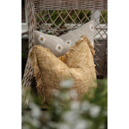 Putetrekk Gargano i lin - Beige med broderte gule firkanter - 50x50 cm-Putetrekk-Lama-Hyttefeber