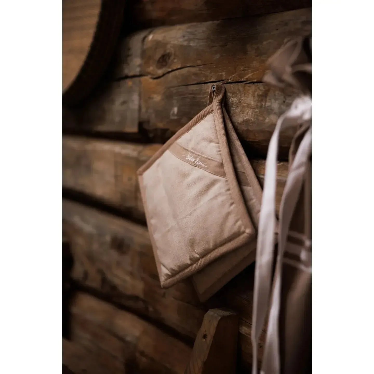Halvor Bakke - Grytekluter (2 pk) Færder - Beige-Grytekluter-Norvigroup-Hyttefeber
