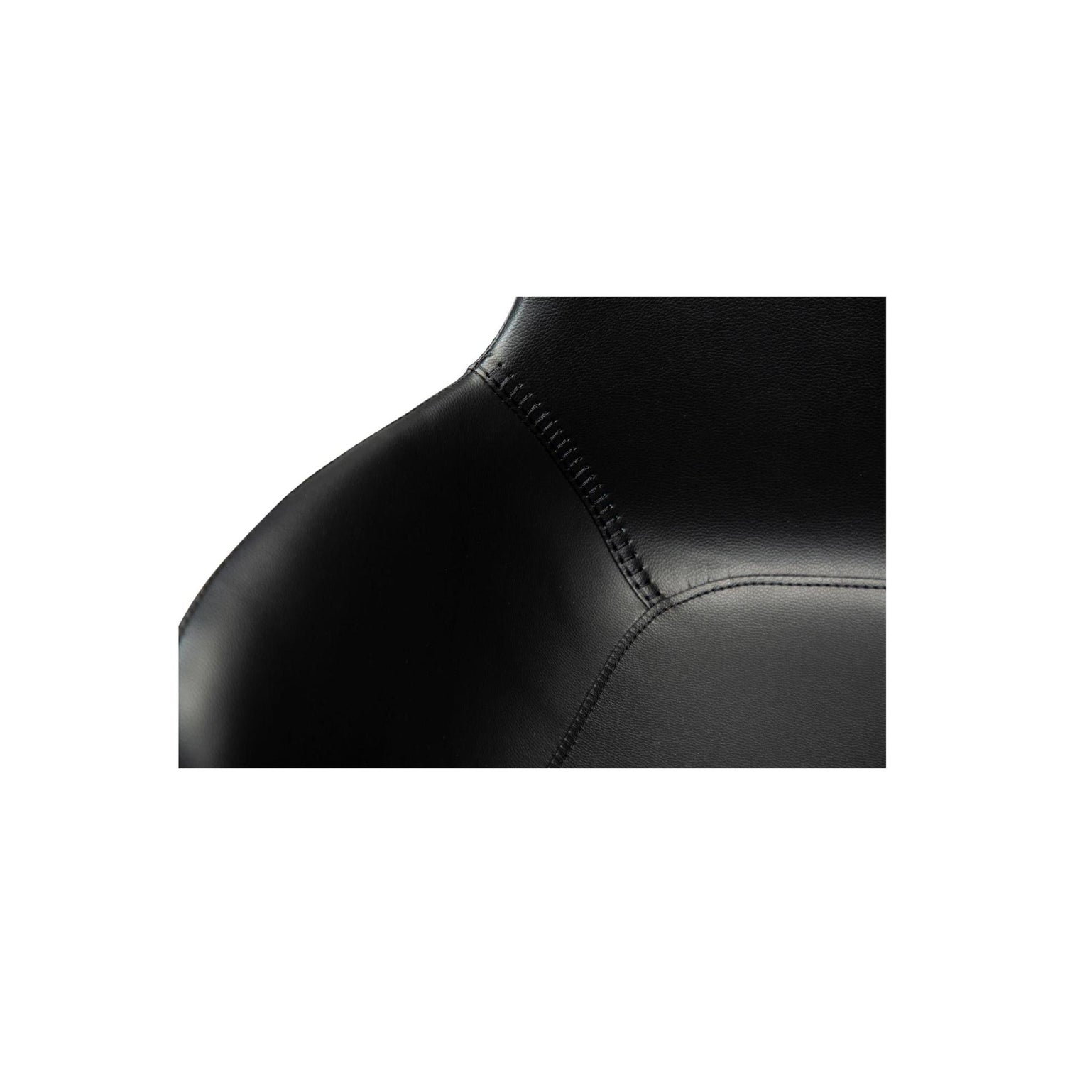 Dan-Form - Hype armstol i kunstskinn - 2 stk-Møbler og Bord-Interio-Hyttefeber