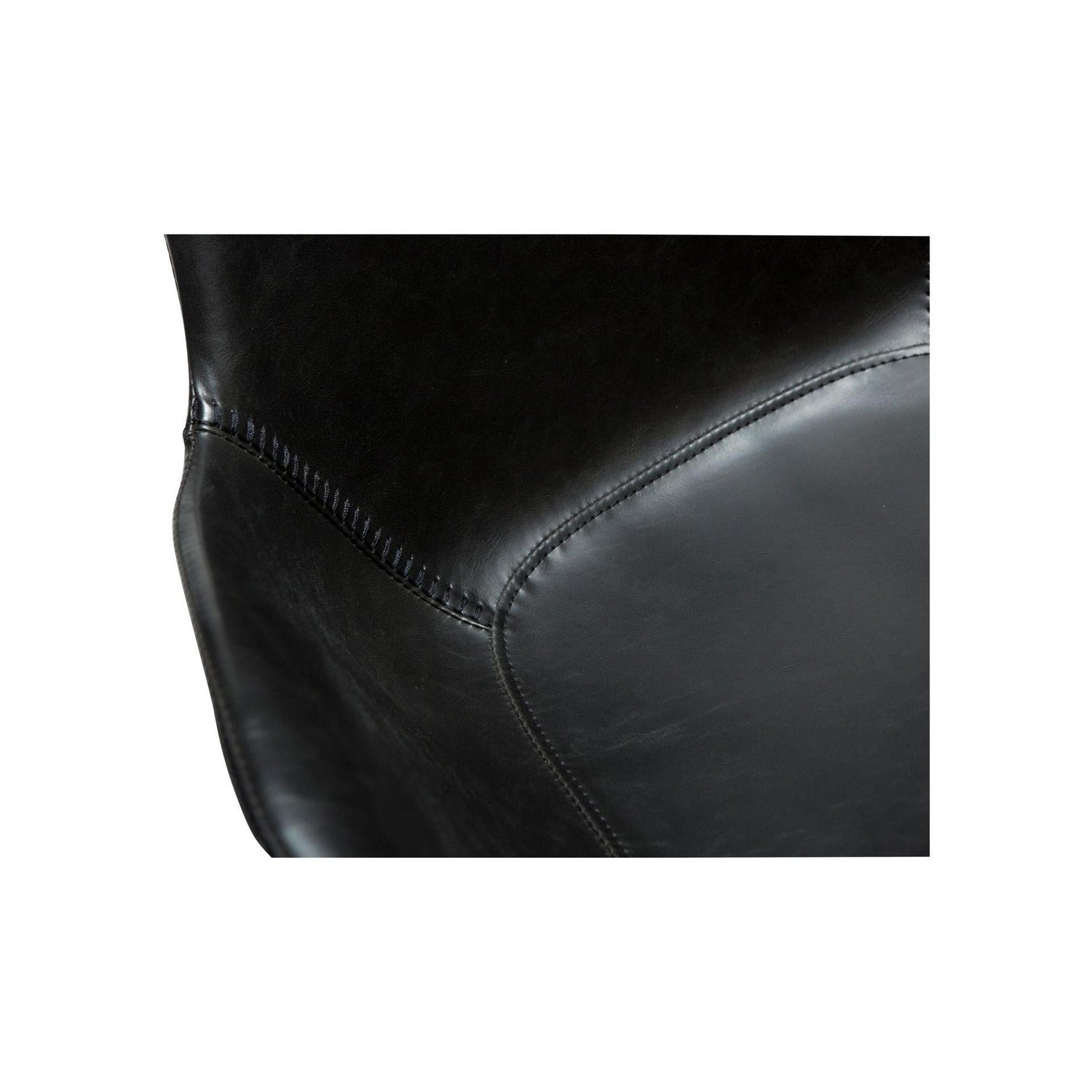 Dan-Form - Hype armstol i kunstskinn - 2 stk-Møbler og Bord-Interio-Hyttefeber