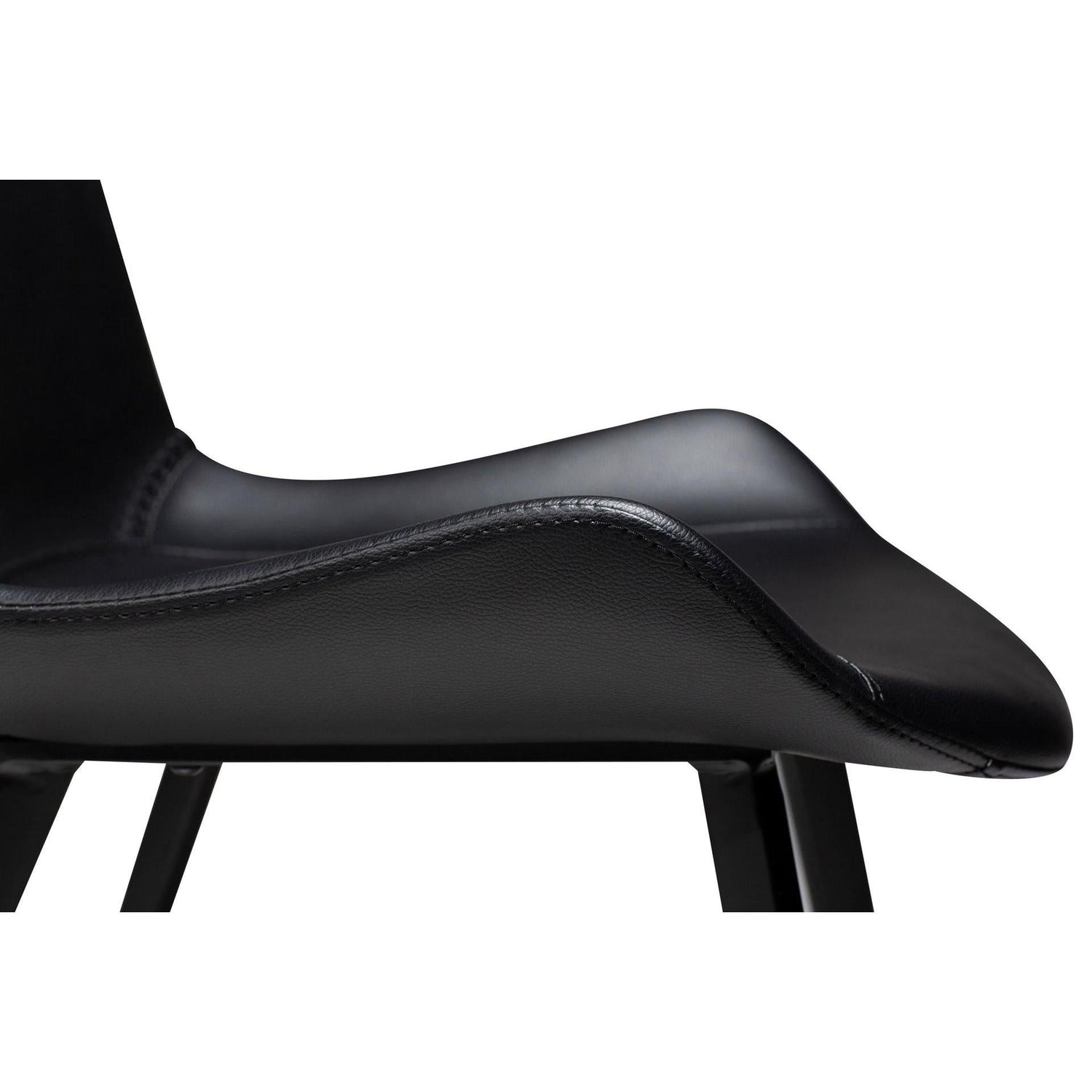 Dan-Form - Hype spisestol i kunstskinn - 2 stk-Møbler og Bord-Interio-Hyttefeber