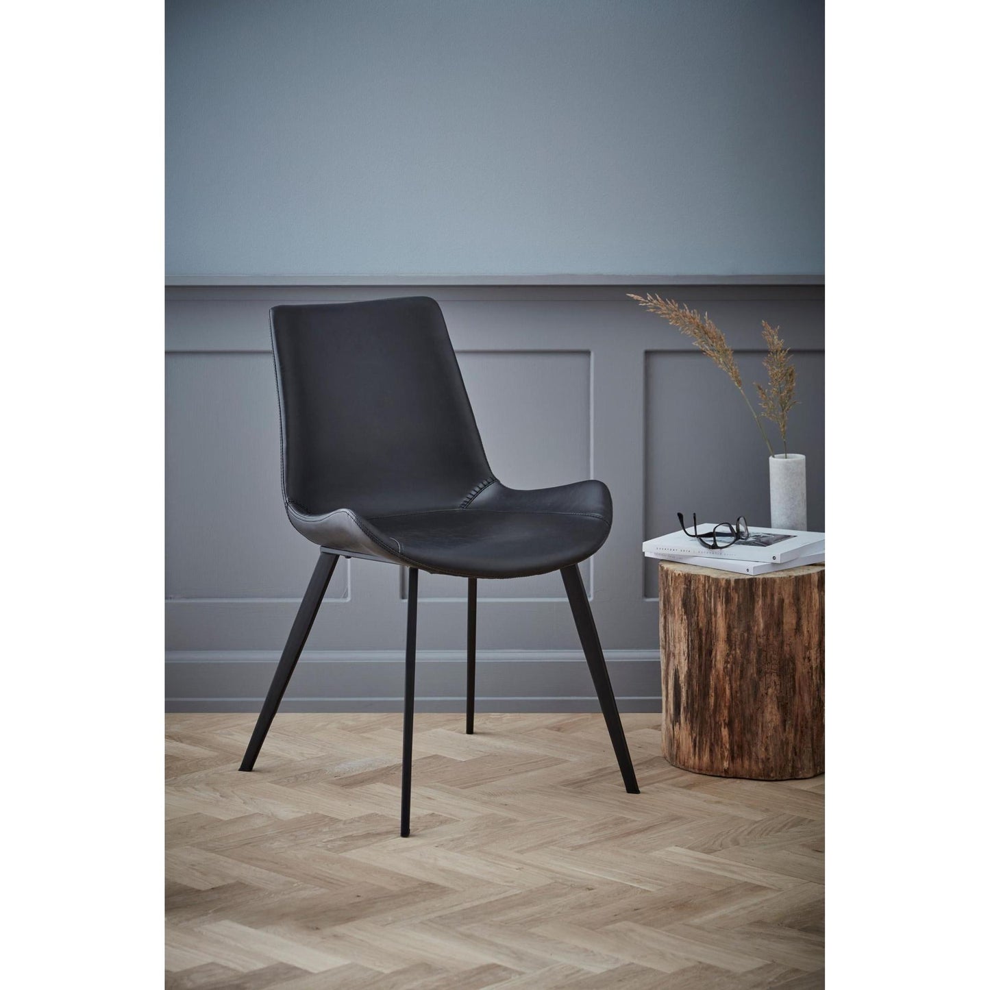 Dan-Form - Hype spisestol i kunstskinn - 2 stk-Møbler og Bord-Interio-Hyttefeber