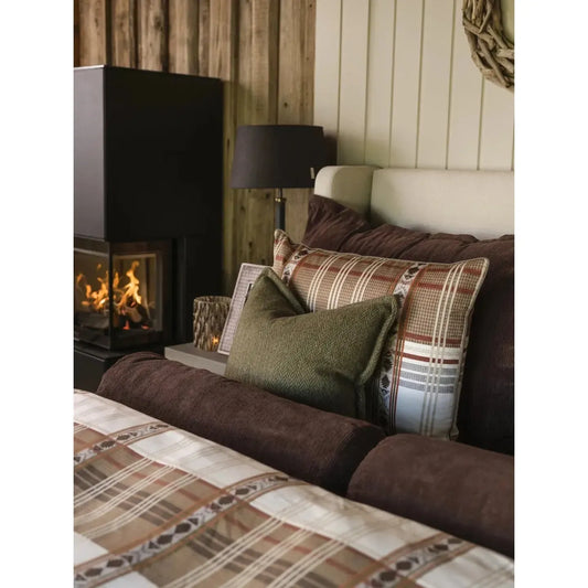 Halvor Bakke - Bedtime Story - sengesett Matterhorn-Sengesett-NorviGroup-Hyttefeber