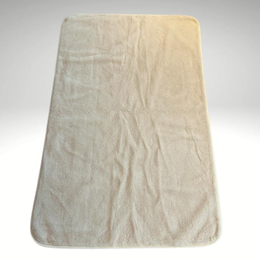 IlleUll tykt ullpledd 150x100 cm - lys beige-Pledd-IlleUll-Hyttefeber