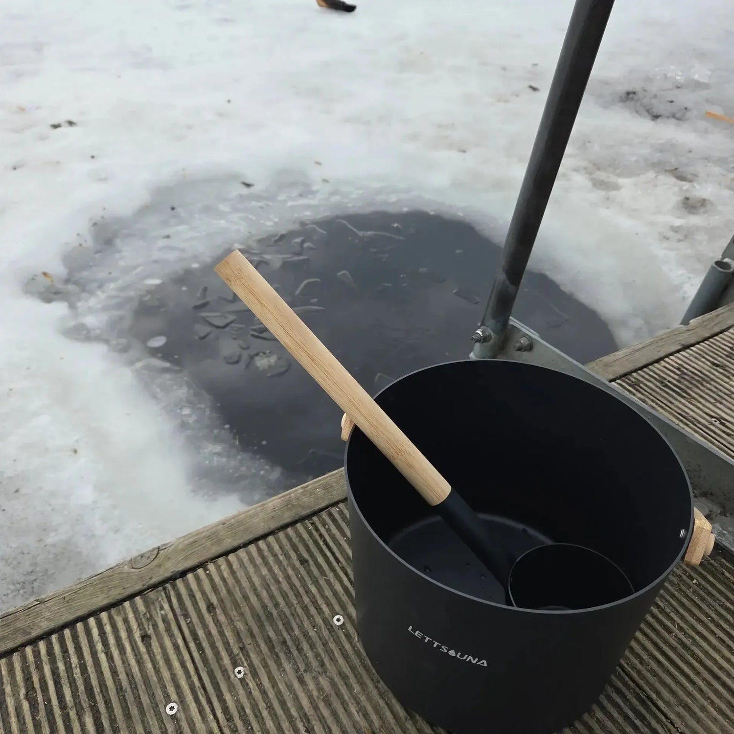Vannbøtte og øse til Lettsauna-Saunatelt-Lettsauna-Hyttefeber