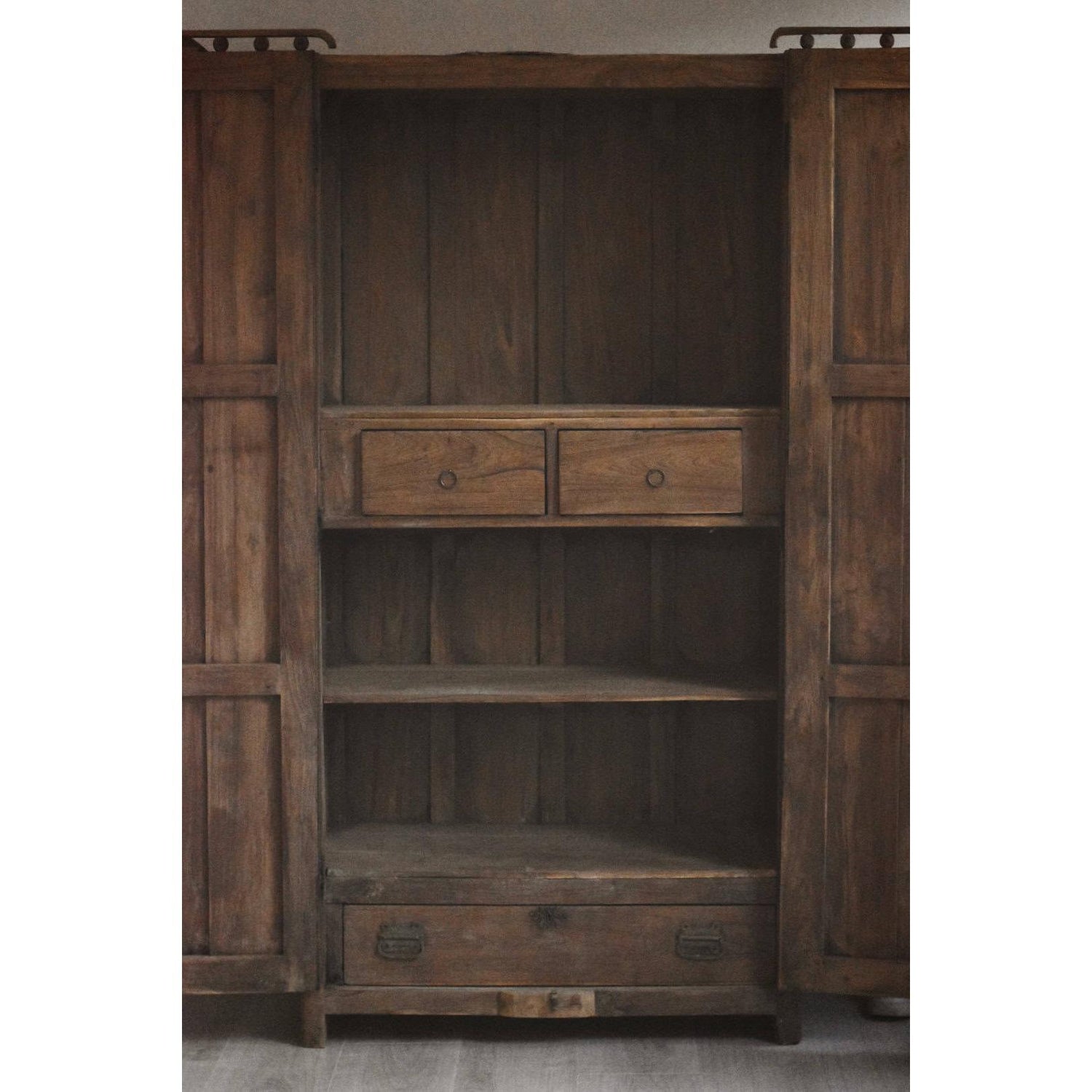 Vintage treskap 90x42x190cm-Møbler og Bord-Trend Design-Hyttefeber