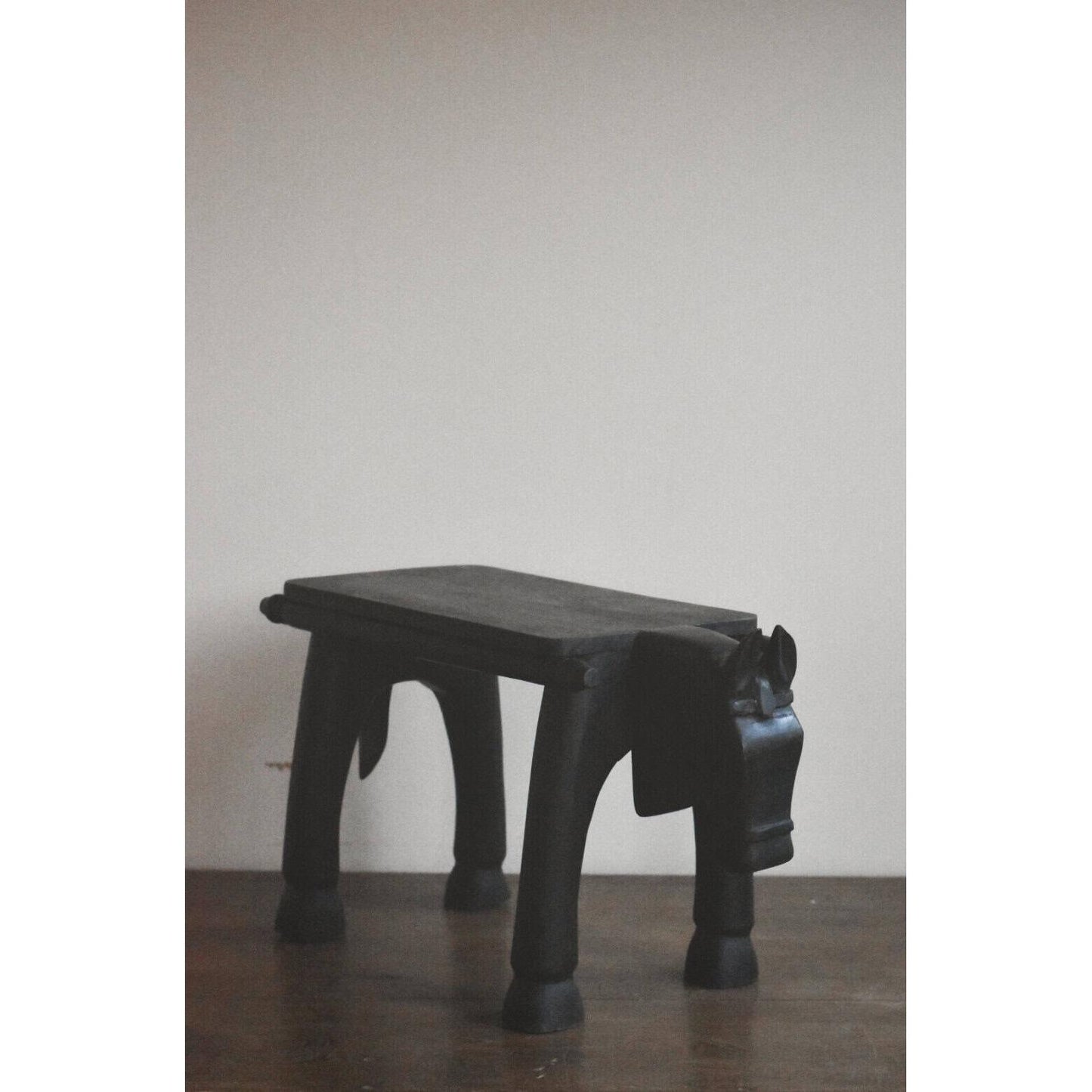 Skammel med hestehode - 60x28x38cm-vintage møbler-Trend Design-Hyttefeber