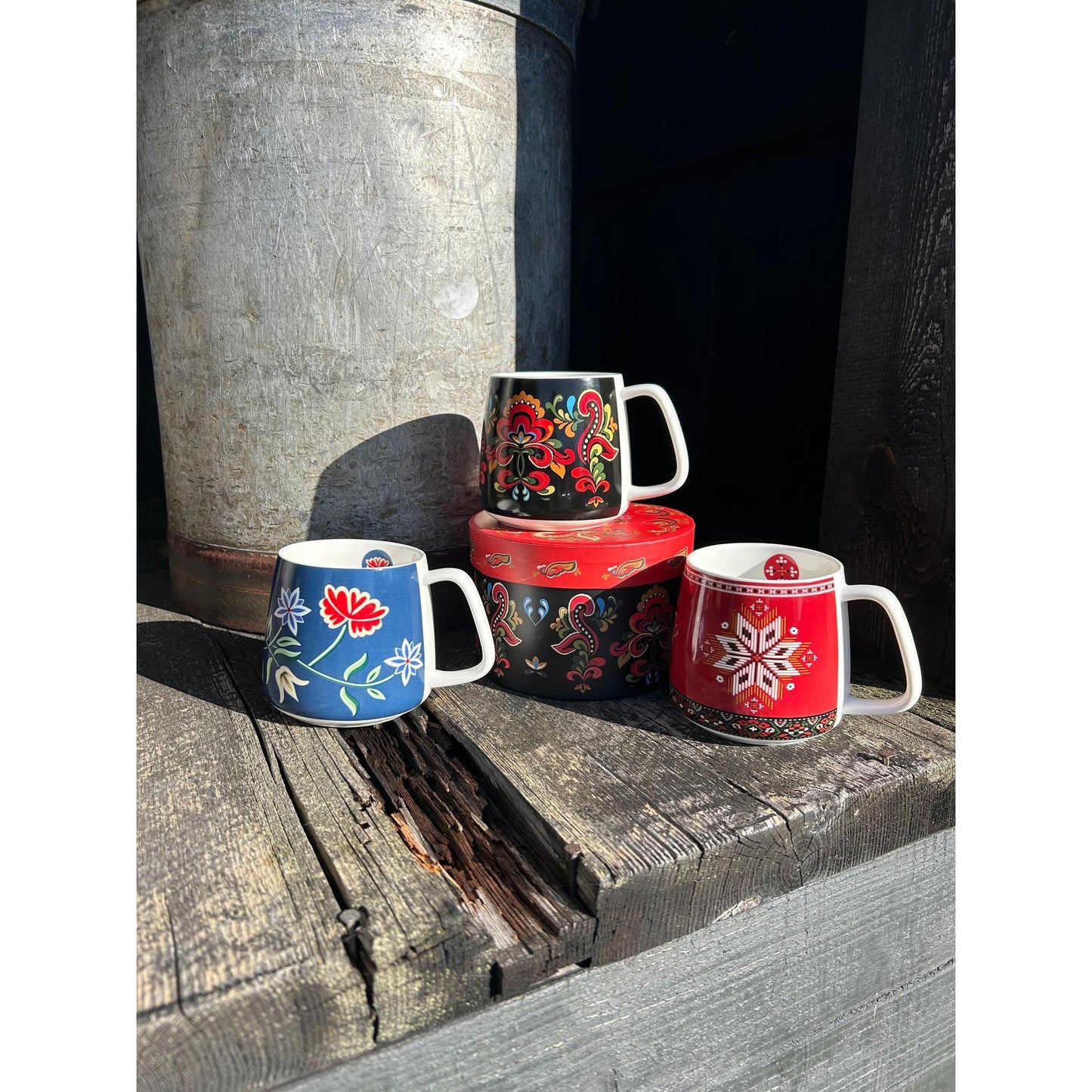 Bunadskopp og gaveeske - Telemarksbunad - 400 ml-Kopp-Norwegian Roots-Hyttefeber