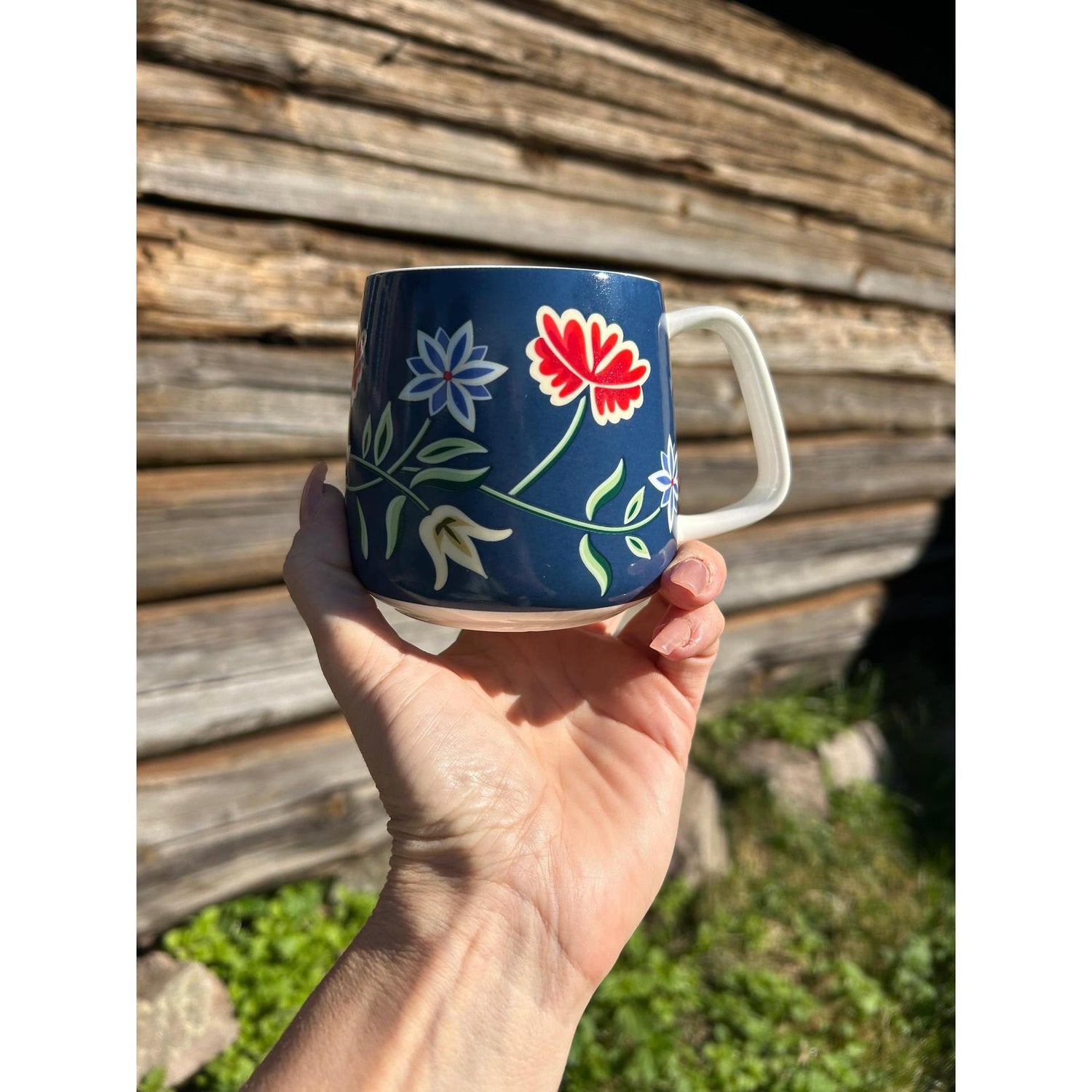 Bunadskopp og gaveeske - Nordlandsbunad - 400 ml-Kopp-Norwegian Roots-Hyttefeber