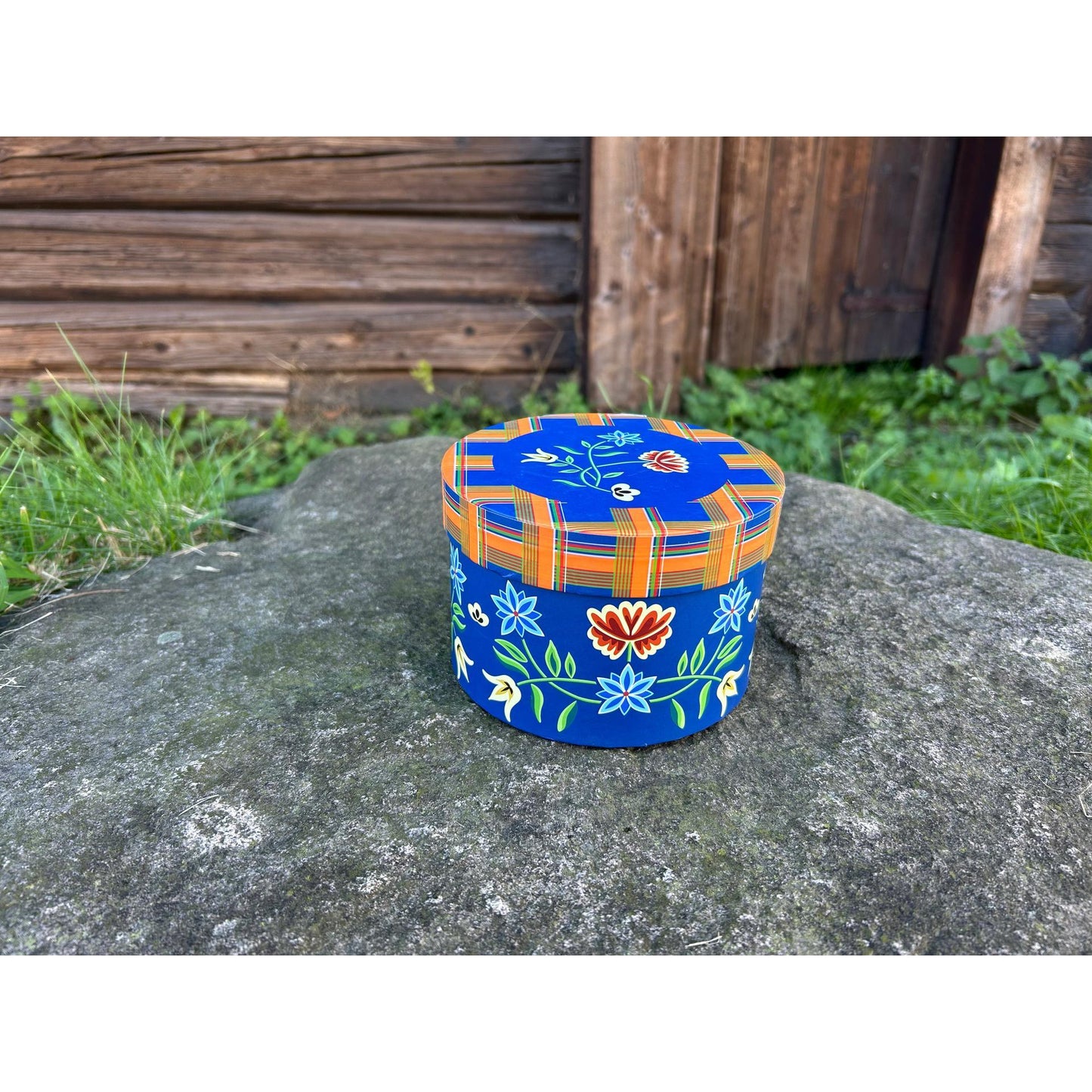 Bunadskopp og gaveeske - Nordlandsbunad - 400 ml-Kopp-Norwegian Roots-Hyttefeber