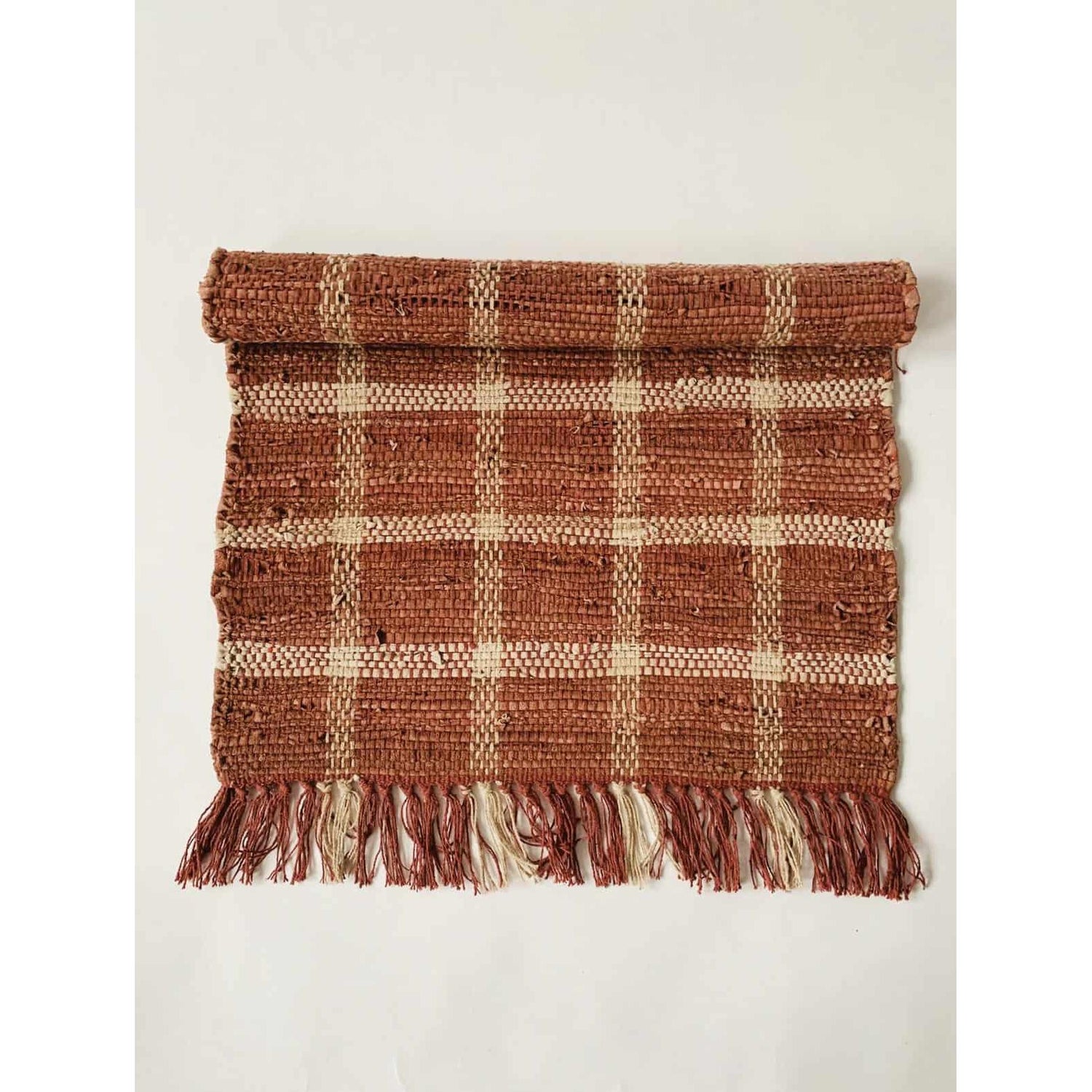 Rye - Resirkulert Skinn - 60×160 Cm - Ruter - Rust-gulvteppe-Trend Design-Hyttefeber