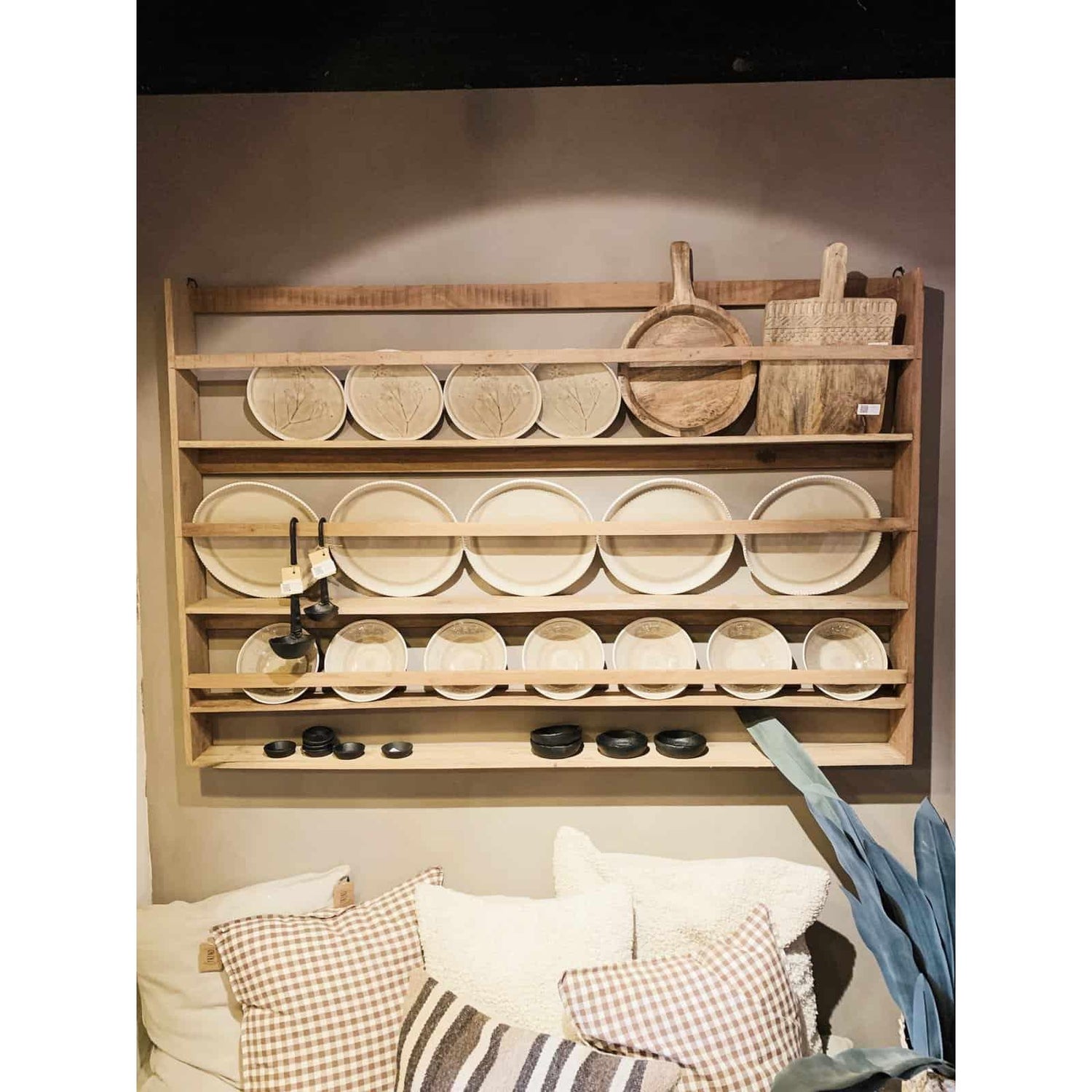 Vintage Tallerkenhylle - 150x10x100cm-Møbler og Bord-Trend Design-Hyttefeber