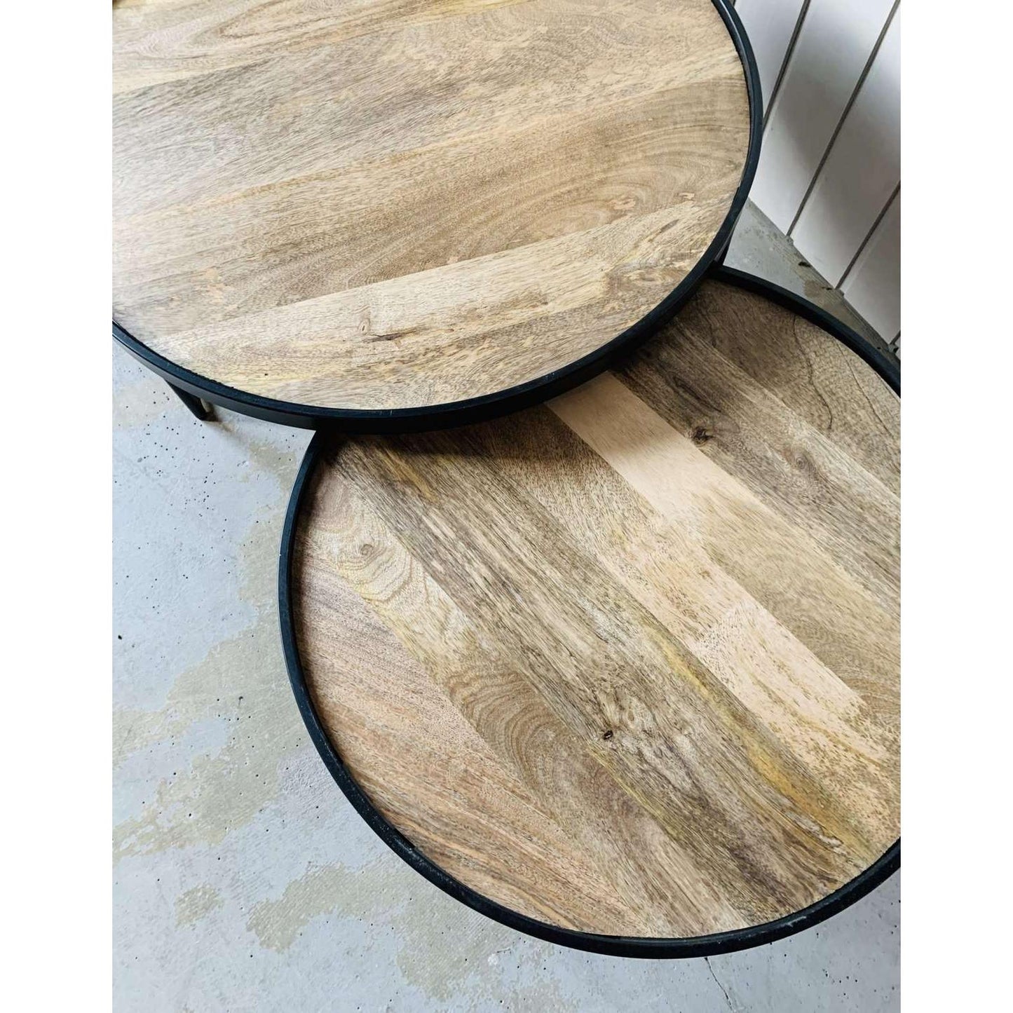 Sidebord i mangotre og metall - sett a 2 stk-Brett og Fat-Trend Design-Hyttefeber