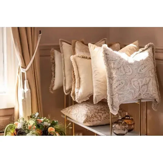 Putetrekk - Rebell Orio - Gardenia - 50x50-Putetrekk-Rebell-Hyttefeber