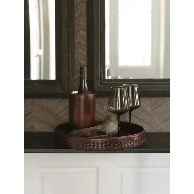 Halvor Bakke - Rundt brett i flettet skinn - 40 cm-Brett og Fat-Norvigroup-Hyttefeber